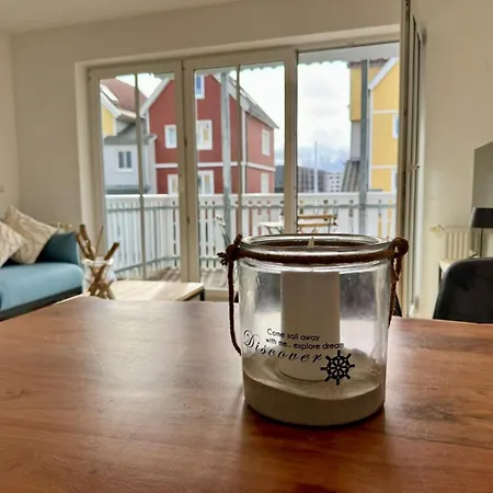 Design Picasso Am Yachthafen *