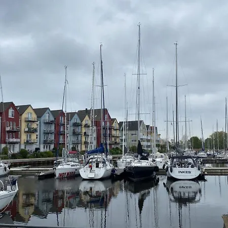 Design Picasso Am Yachthafen Greifswald